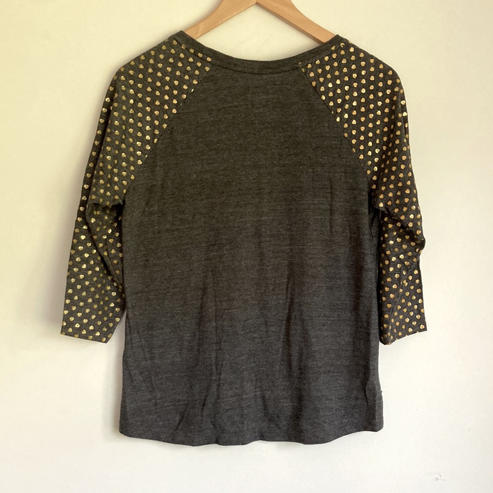 UGG| I ❤️ Ugg Gray Top sz Large - Picture 5 of 6